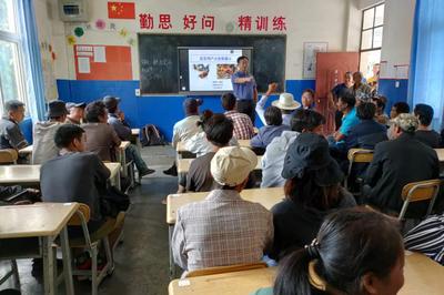 我校专家团队深入宁蒗县开展家禽养殖技术服务，助力乡村振兴